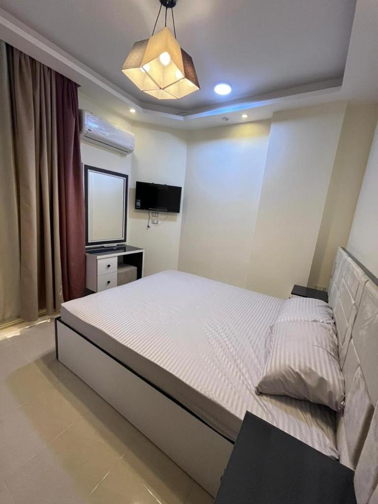 Апарт отель Casablanca Beach For Families And Couples Only Хургада Экстерьер фото
